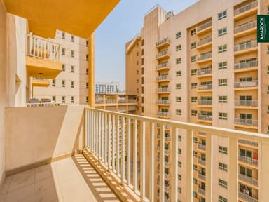 Property thumbnail 1