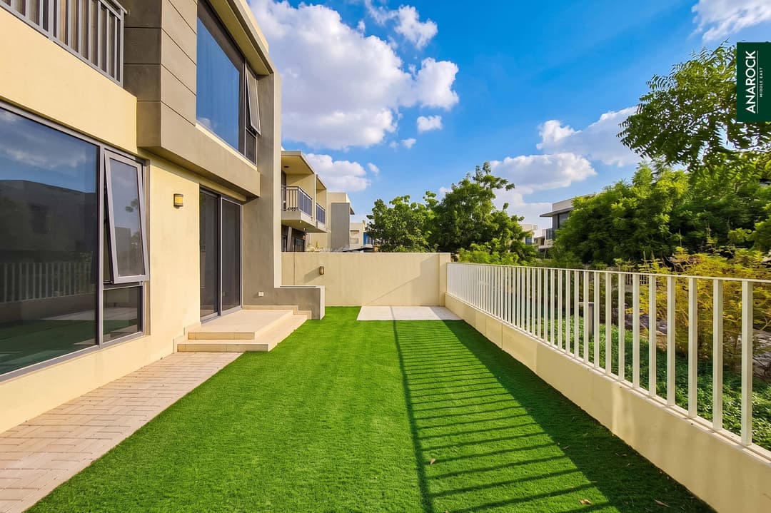 Corner Plot I Community View | Motivated Seller