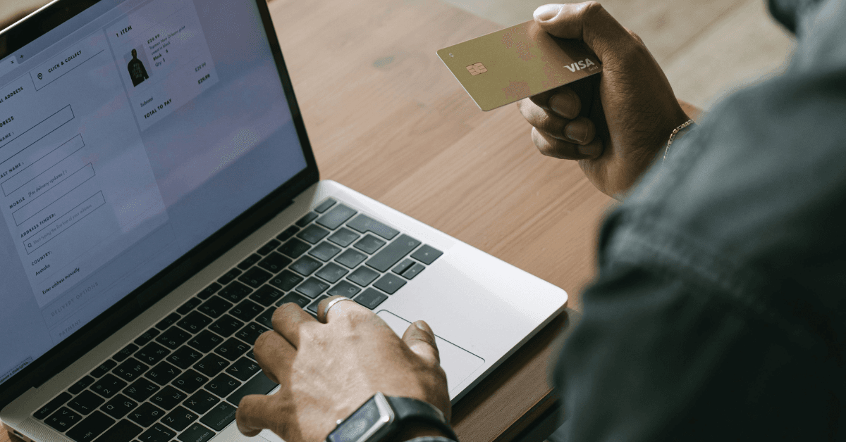 Can Landlords In Dubai Refuse Tenants Based On Their Credit History?